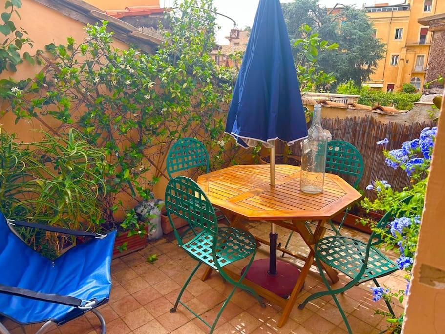 Centralissimo Appartamento Con Terrazza Roma Exterior foto